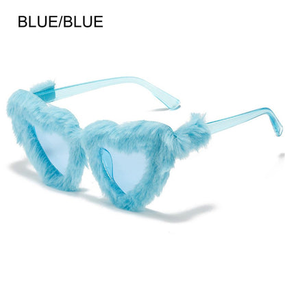 Fluffy Dream – Oversized Plush Sunglasses